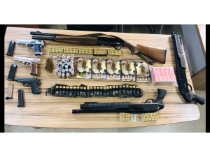 Polis Uygulamasında 10 Silah Yakalandı