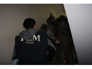 Ceyhan’da Terör Örgütü Propagandası Yapan 5 Kişi Gözaltına Alındı