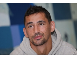 Loret Sadiku: "Bir Mülteci Çocuğu Her Şeyin En İyisini Yapmak Zorunda"