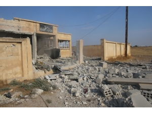 Rasulayn’dan Çekilen Pkk/ypg Bölgedeki Okulu Kullanılamaz Hale Getirdi