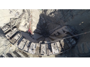 Yusufeli Barajında 14 Aylık Çalışma Rekoru Getirdi