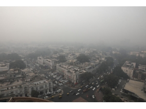 Yeni Delhi’de Hava Kirliliğine Karşı 5 Milyon Maske