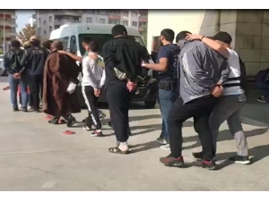Siirt’te Terör Operasyonu: 16 Gözaltı