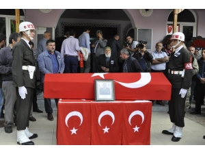 Şehit Veteriner Uzman Çavuş Son Yolculuğuna Uğurlandı