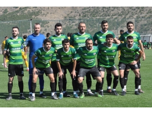 Yahyalıspor Teknik Direktörü Erkan Demirel