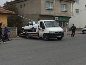 Haciz İçin Gelenlere Silahla Direndi