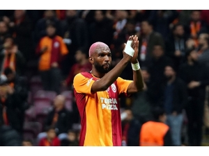 Ryan Babel, Gol Sayısını 4’e Çıkardı