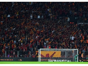Galatasaray-çaykur Rizespor Maçını 29 Bin 861 Taraftar İzledi
