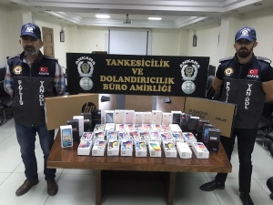 Kiralık Hackerlarla Soygun Yapan Şebeke Ankara’da Çökertildi