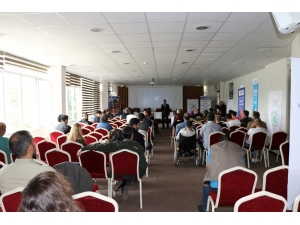 Büyükşehir’den Evcil Hayvan Satışı Yapanlara Yönelik Eğitim