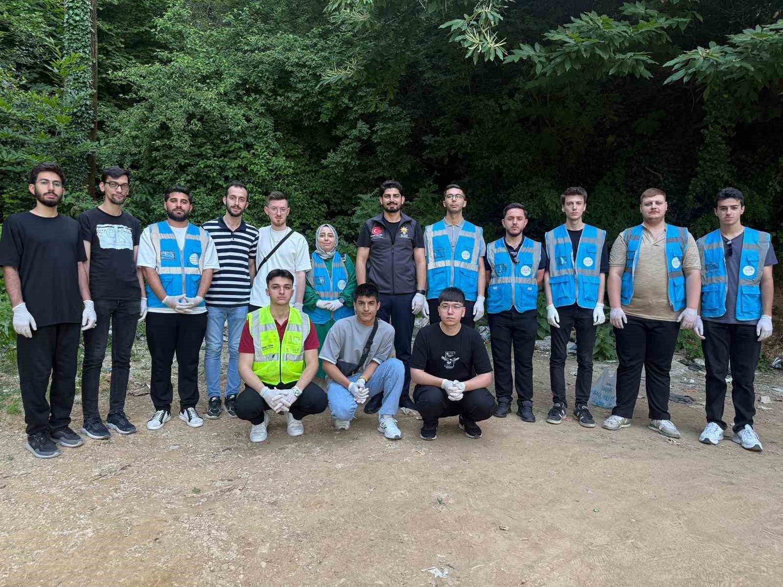 osmangazi-genclik-kollari-ndan-cevre-haftasi-etkinligi