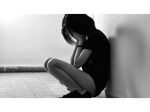 Hiç Kimseye Güvenmiyor Musunuz?