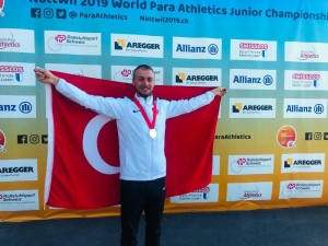 Dünya Şampiyonu Atlet Olimpiyatlara Katılmak İstiyor