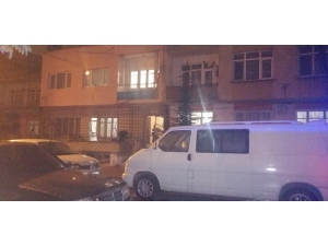 İple Kendini Asarak Yaşamına Son Verdi