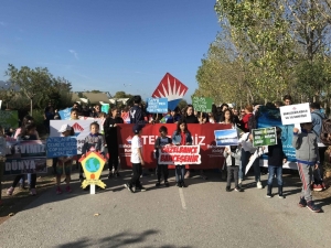 Minik Ellerden Dev Temizlik