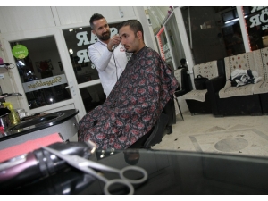 Müşterileriyle Tersten Konuşuyor