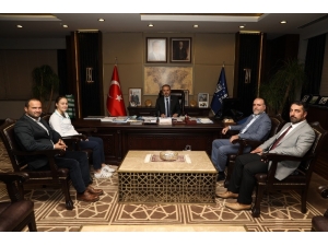 Masa Tenisinin Kraliçesi Büyükşehir’de