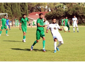 Bal’da Sessiz Derbi