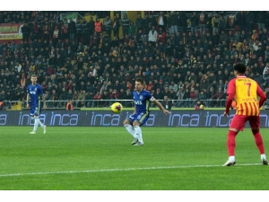 Süper Lig: İ.m. Kayserispor: 0 - Fenerbahçe: 0 (İlk Yarı)
