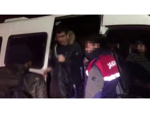 İstanbul’da 70 Kaçak Göçmen Yakalandı