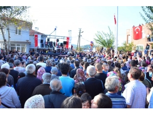 Torbalı’da Zeytin Festivaline Binlerce Kişi Katıldı