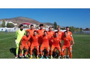 Vitraspor Kendi Evinde İlk Mağlubiyeti Aldı