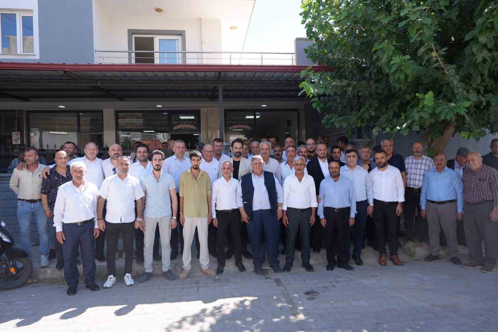 iki-aile-arasindaki-8-yillik-husumet-barisla-son-buldu