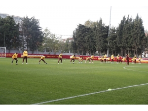 Galatasaray, Real Madrid Maçının Hazırlıklarını Sürdürdü
