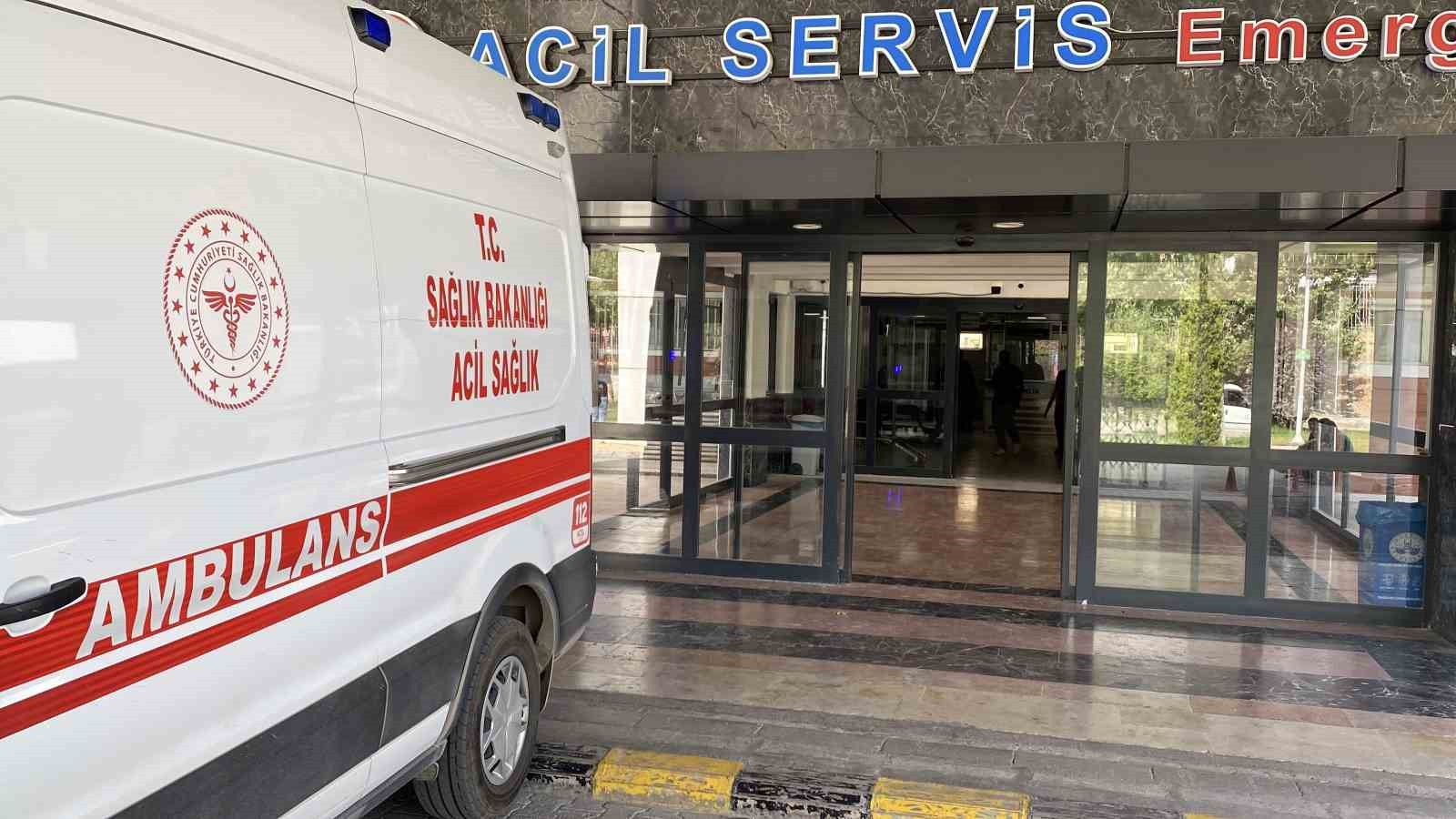 elazig-da-ustune-corba-dokulen-7-aylik-bebek-tedavi-altina-alindi