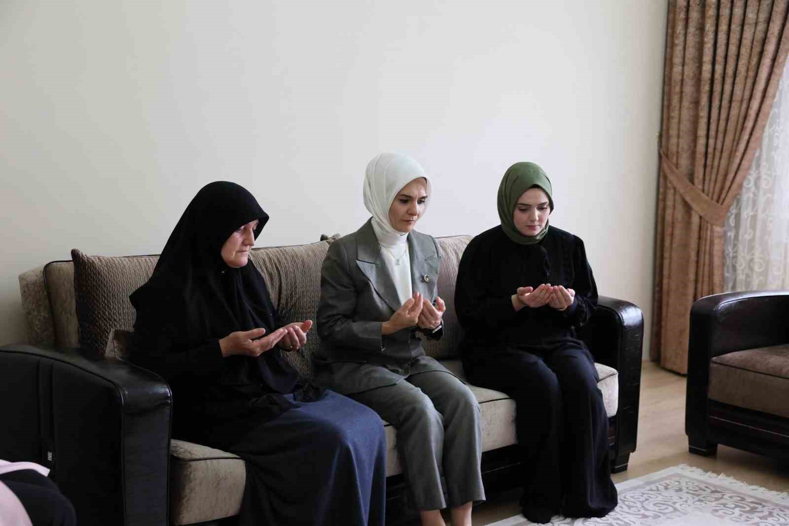 bakan-goktas-sehitlerimizin-emanetleri-basimizin-tacidir