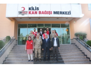 Jandarmadan Kan Merkezine Anlamlı Ziyaret