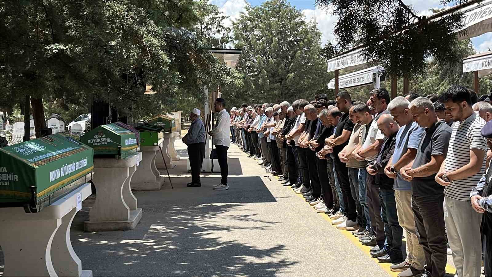 isparta-daki-kazada-hayatini-kaybeden-keziban-baysal-son-yolculuguna-ugurlandi
