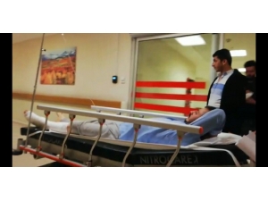 Ağaç Yerine Ayağını Kesti