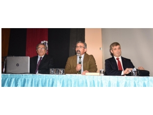 Prof. Dr. Kemal Yakut Moderatörlüğünde ‘Milli Mücadele’de Afyonkarahisar’ Paneli