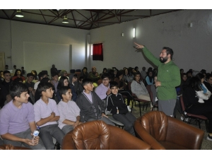 Öğrencilere Kişisel Gelişim Konferansı