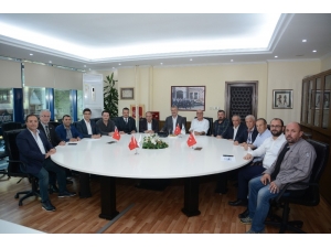 Yeni Başkan Ülker’den Karacabey Belediyespor’a Ziyaret