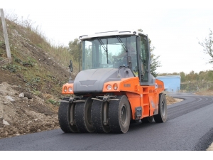 Büyükşehir Belediyesi Ekipleri Asfalt Çalışmalarını Sürdürüyor