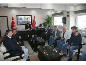 Emniyet Müdürü Karabulut’a Gazeteci Ve Yazarlardan Ziyaret