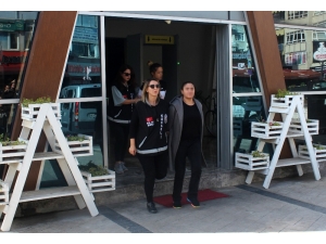 Kocaeli’de Masaj Salonuna Fuhuş Operasyonu: 2 Gözaltı