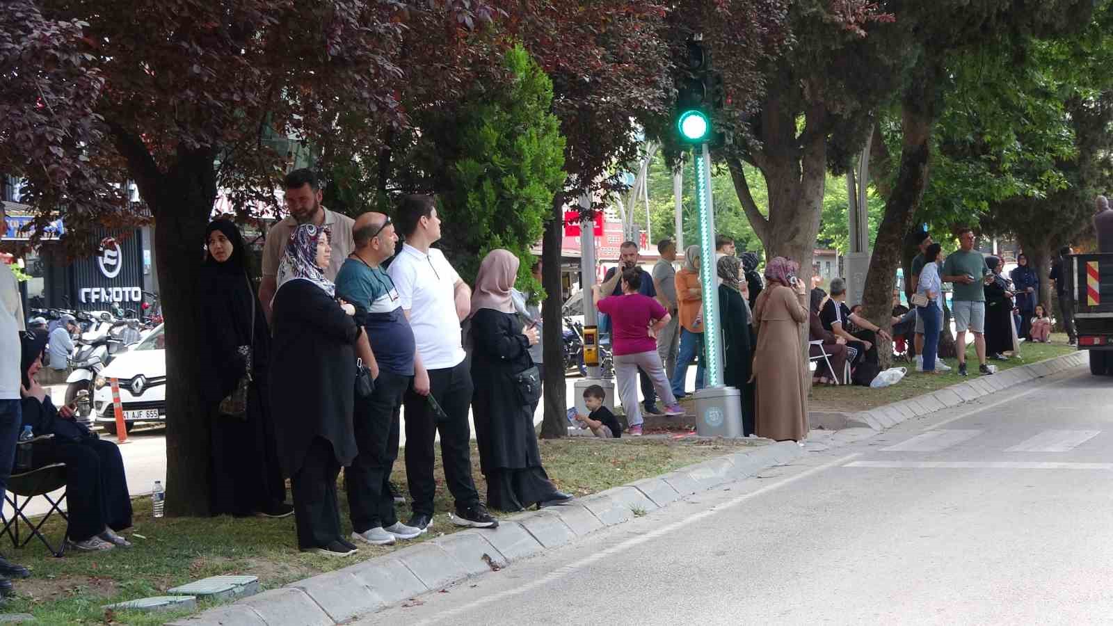 lgs-heyecani-umutlar-okul-kapilarinda