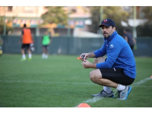 Erol Bulut: “Trabzonspor’dan 3 Puan Almaya Çalışacağız”