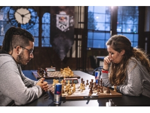 Red Bull Chess Masters’da Elemeler Başlıyor