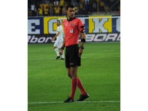 Gençlerbirliği-kayserispor Maçını Ali Şansalan Yönetecek