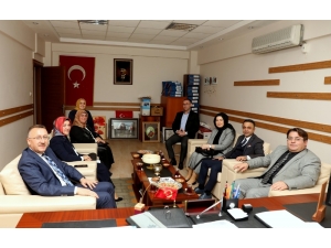 Kursiyerlere Sertifikaları Verildi