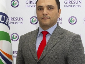 Giresun Üniversitesi Rektörü Can’a Akademisyenlerden Destek