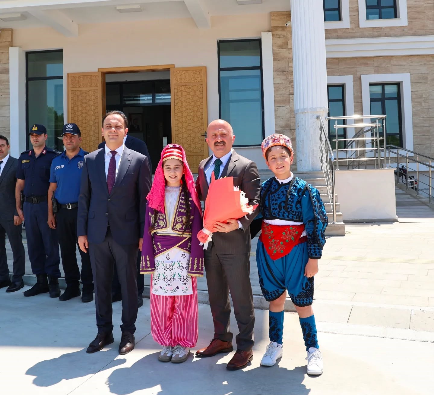 vali-varol-karpuzlu-daki-hizmetleri-inceledi