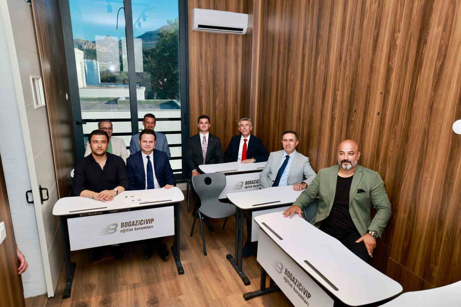 egitim-yatirimlarina-bir-halka-daha-eklendi-yalikavak-ta-yeni-sube-acildi