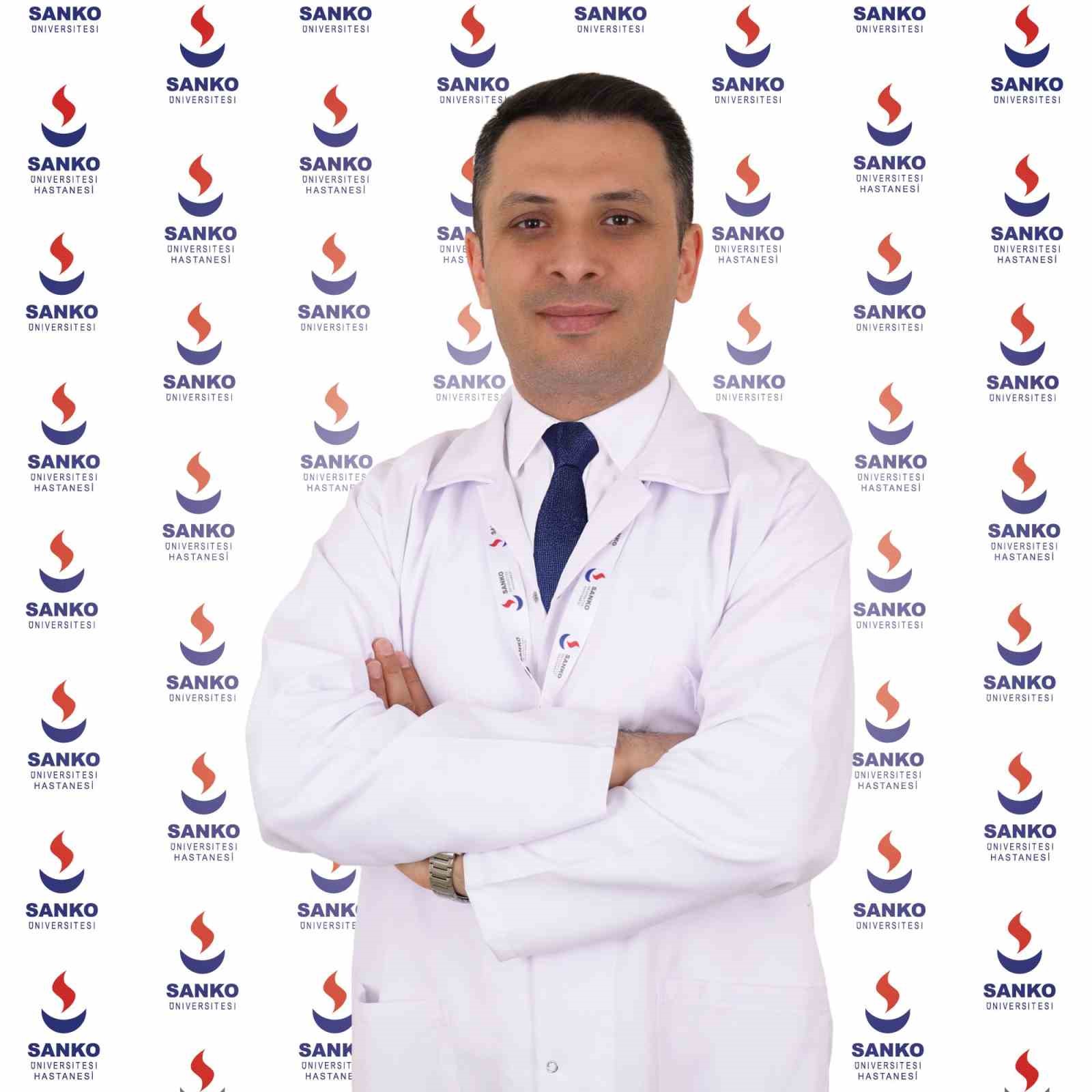 psikiyatri-uzmani-dr-celal-yasamali-sanko-universitesi-hastanesi-nde