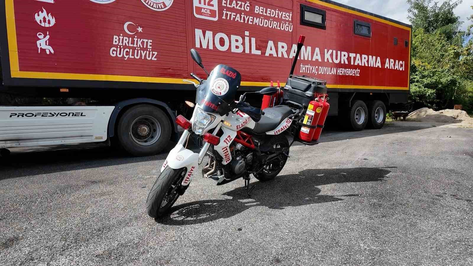 elazig-itfaiyesi-filosunu-guclendirdi-oncu-motosiklet-ve-mobil-mudahale-araci