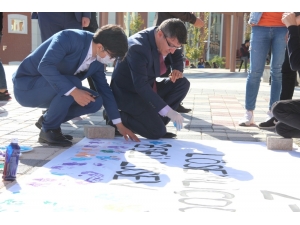 Rektör Taş’tan Lösev’e Destek